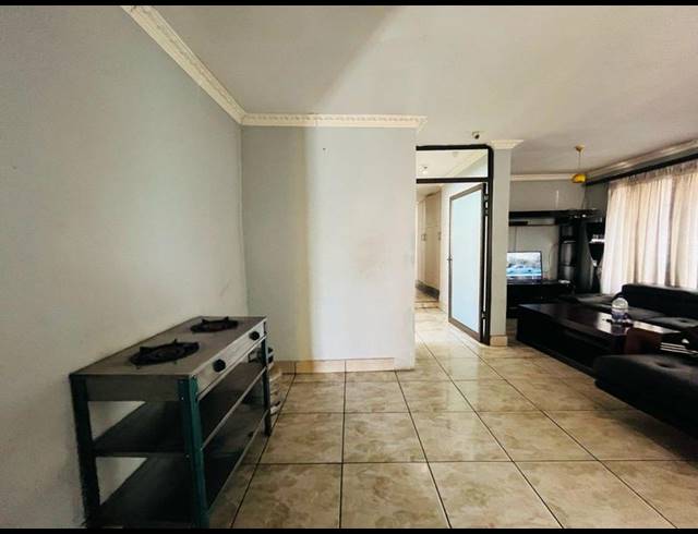 8 BEDROOM PROPERTY TO RENT IN NORKEM PARK